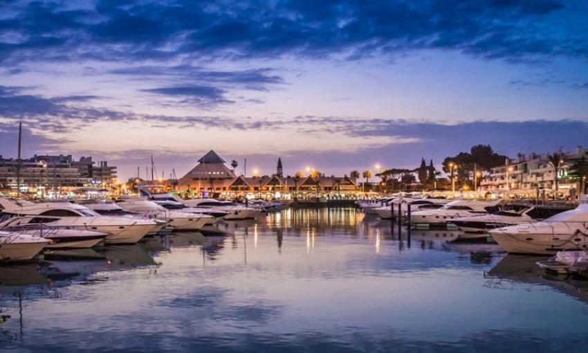 VILAMOURA DE NOCHE.jpg