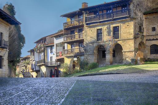 santillana del mar.jpg